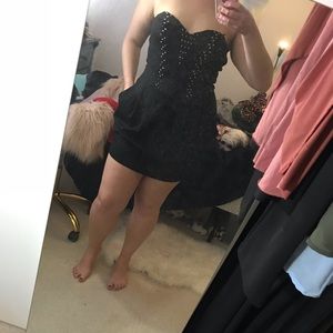 Black strapless Guess part dress